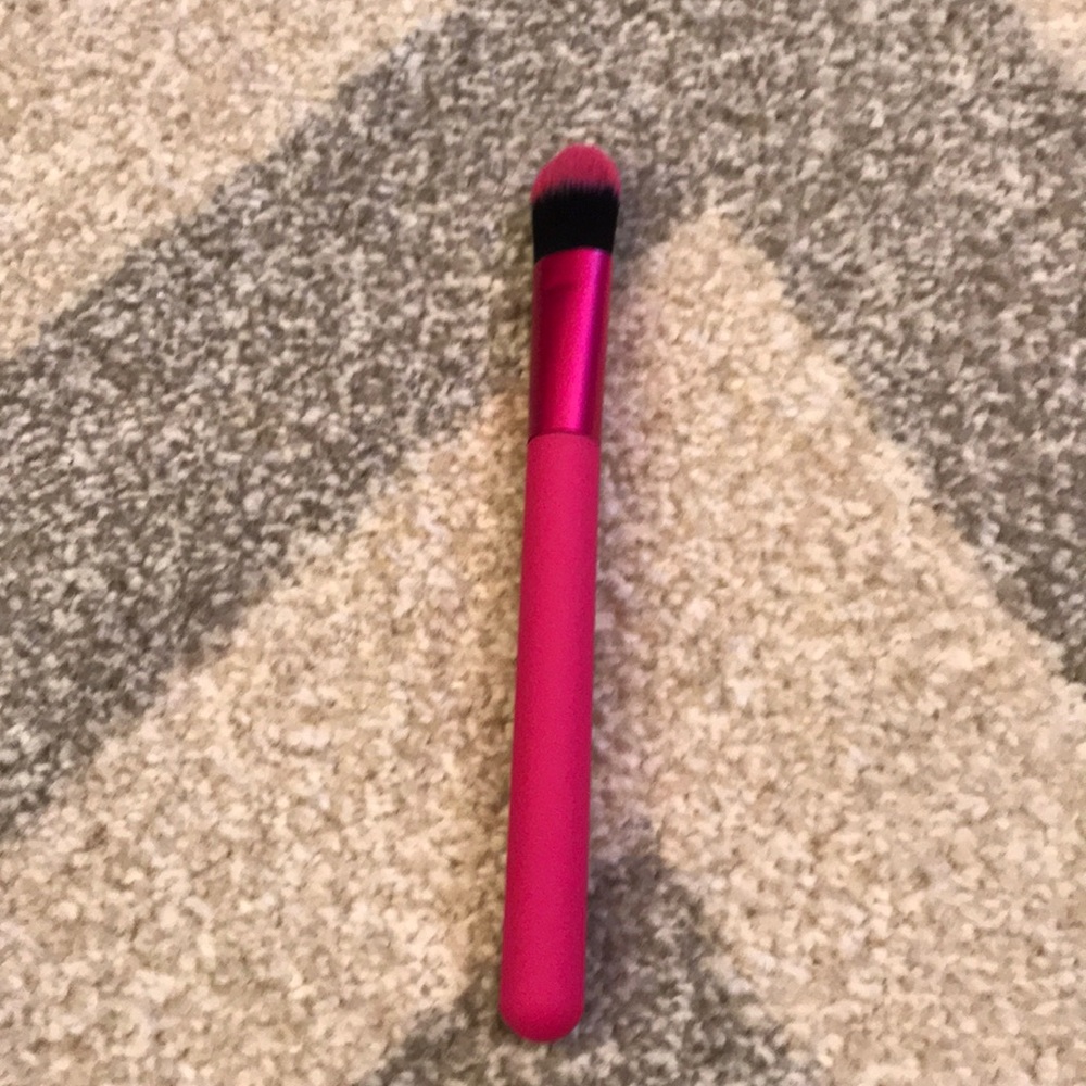 Pink Foundation Brush - Picture 3 of 3